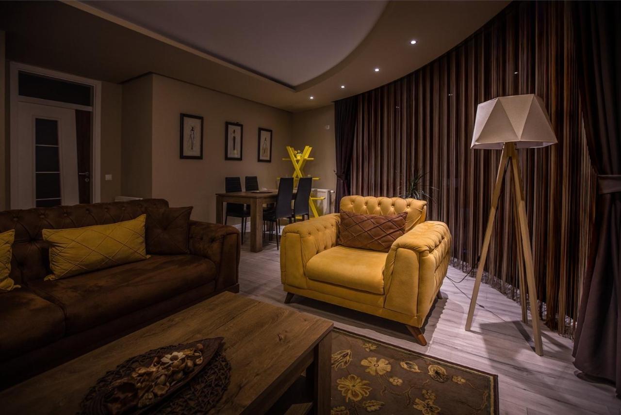 Bentley Apartments Priștina Exterior foto