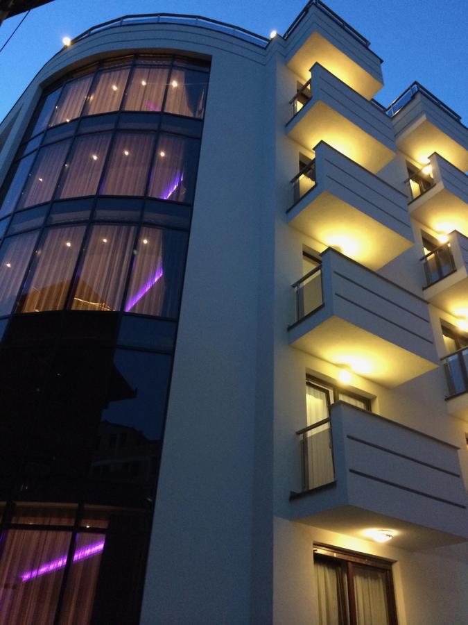 Bentley Apartments Priștina Exterior foto